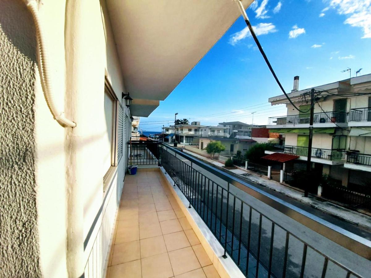 Villa California Paralia Dionysiou Esterno foto